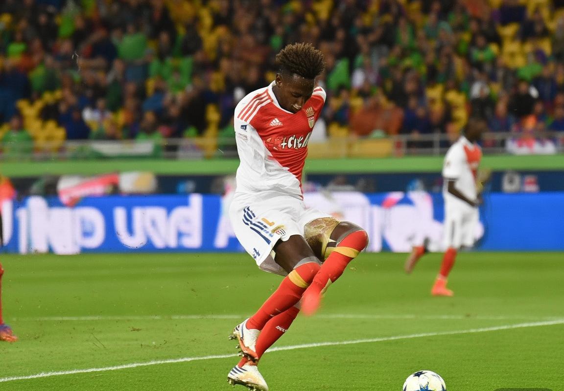 2019法甲巅峰对决：摩纳哥对里昂战术亮点解析(图3)